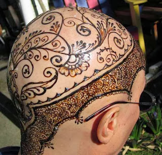 نقره لتكبير أو تصغير الصورة ونقرتين لعرض الصورة في صفحة مستقلة بحجمها الطبيعي