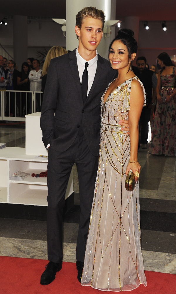 vanessa hudgens husband hot walls pics vanessa hudgens with boyfriend new hot vanessa hudgens husband hot walls pics vanessa hudgens with boyfriend new hot