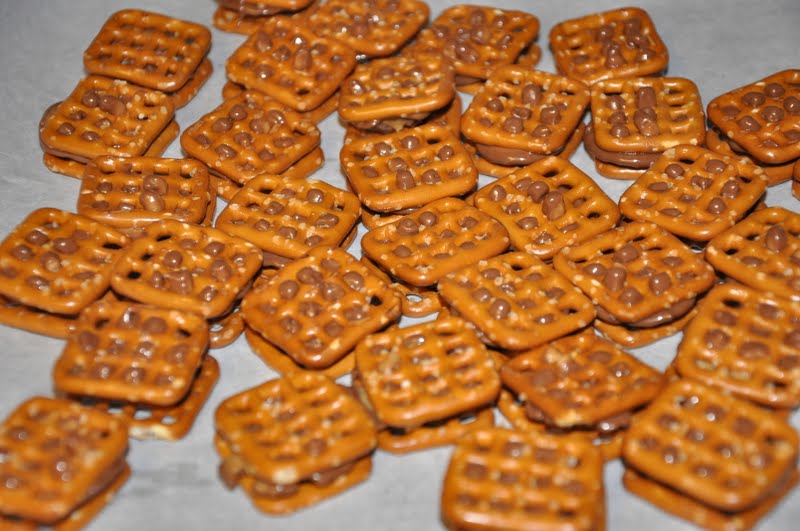 Elizabeth Ann's Recipe Box Pretzel Bites