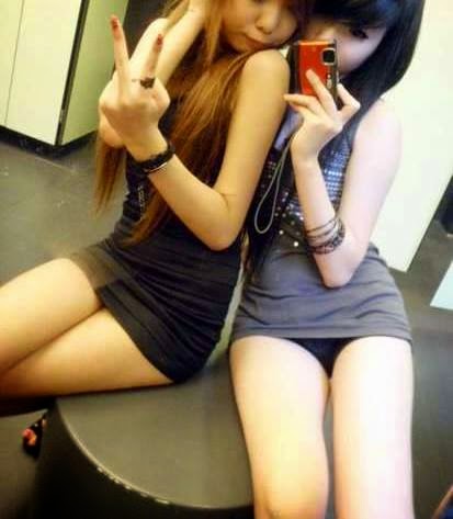Singapore girl loud moaning masturbation 7