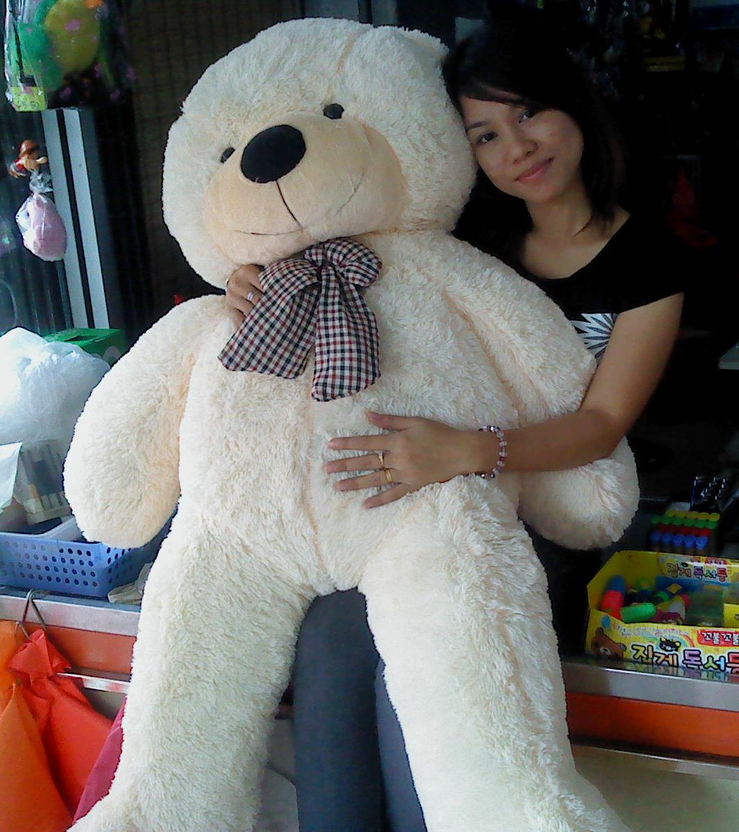 patung teddy bear besar