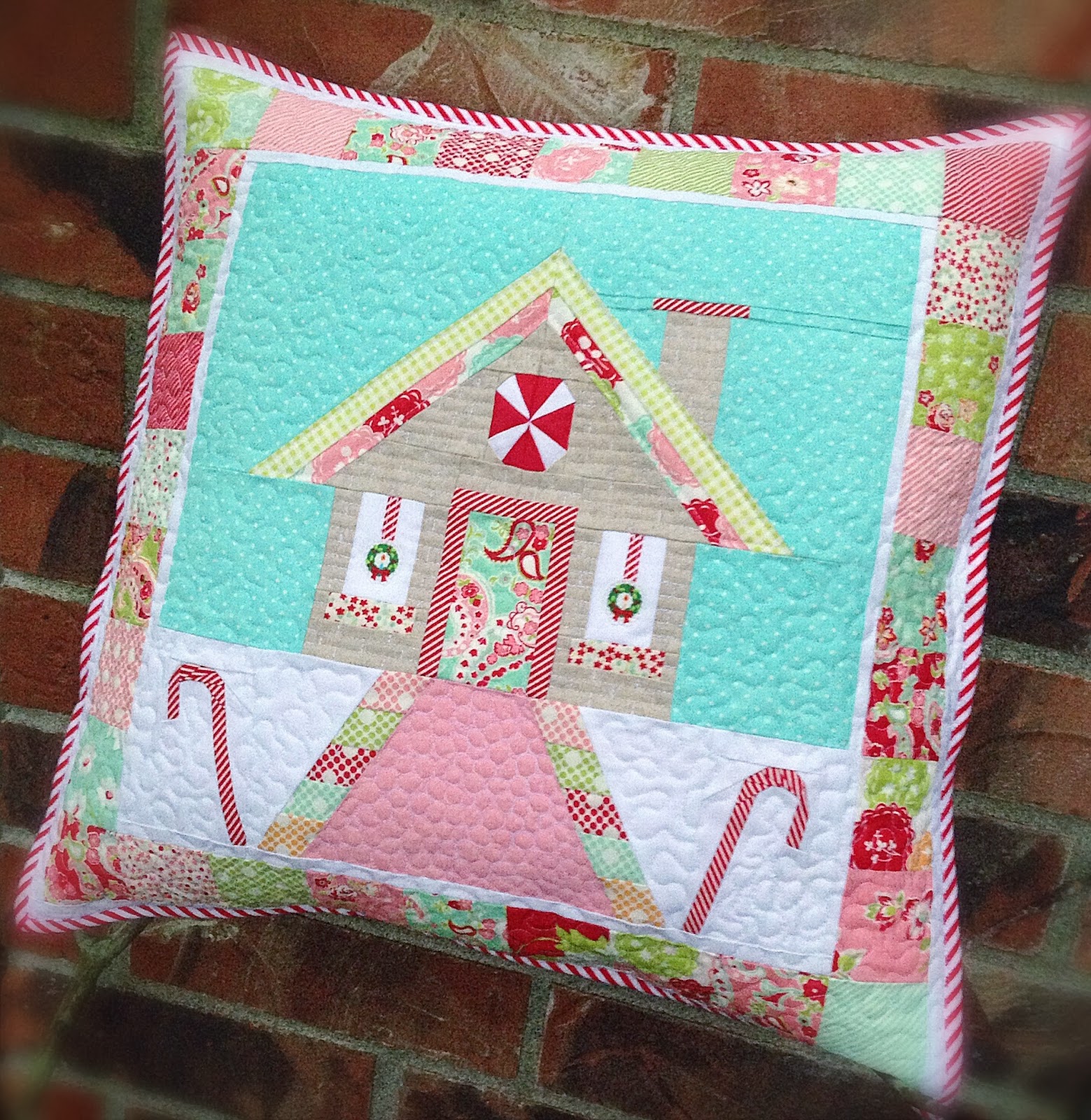 lovely little handmades the scrumptious cottage pillow