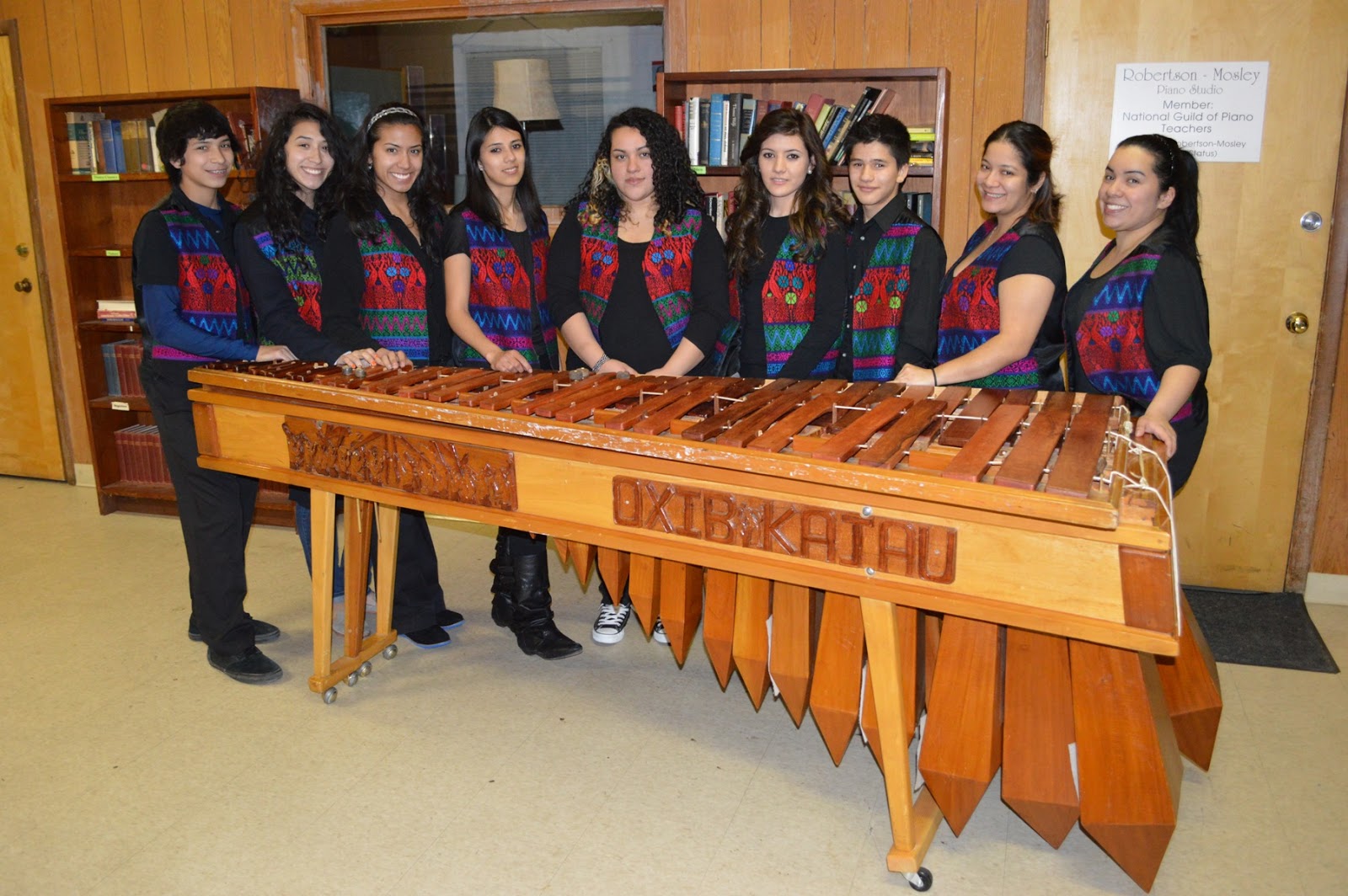 Marimba De Guatemala Para Escuchar submited images.