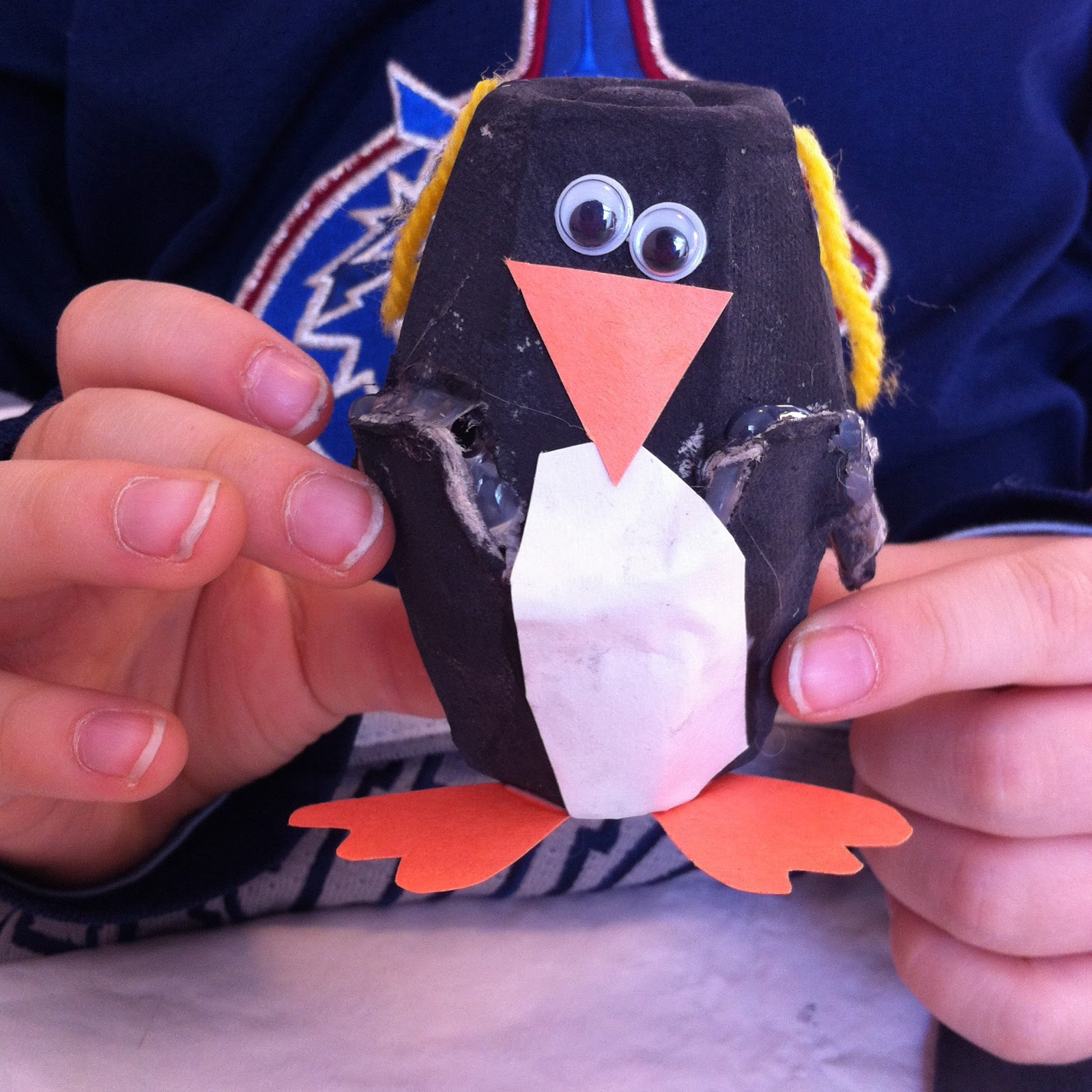 Egg Carton Penguins! Gettin' Crafty with Natalie