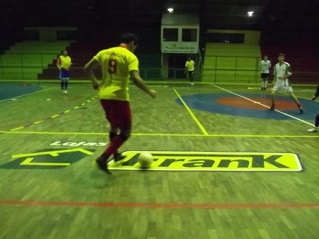 Taça Camaquã de Futsal: três decisões nos pênaltis e uma classificação no  tempo normal
