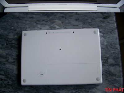 Macbook white 3.1 cấu hình:Core 2 Duo T7600/1gb/HDD 160/màn 13.3, pin 1h, vỏ ngoài còn rất mới.