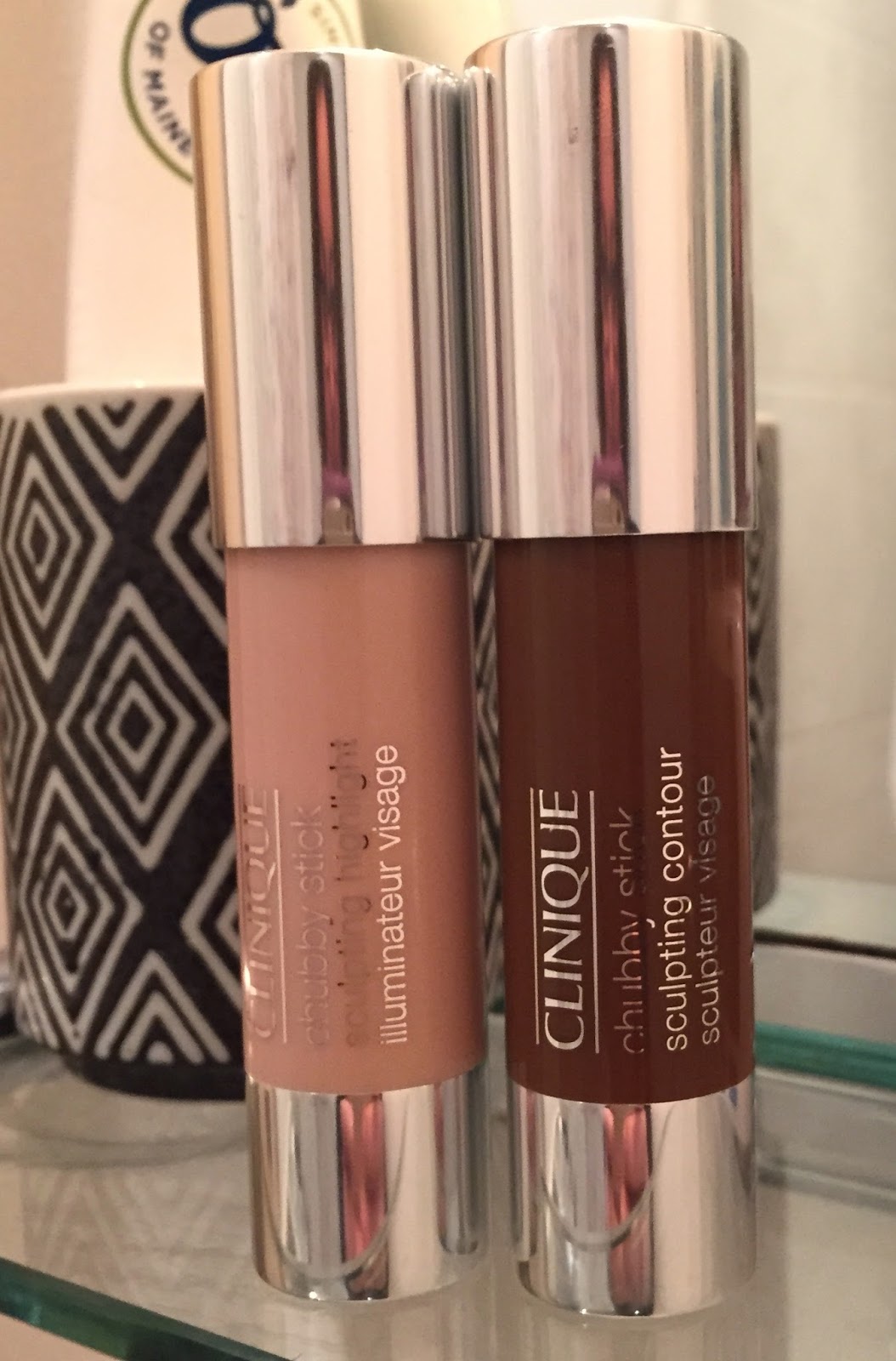 Clinique Chubby Sculpting Sticks in Curvy Contour and Hefty Highlight - Get  Lippie