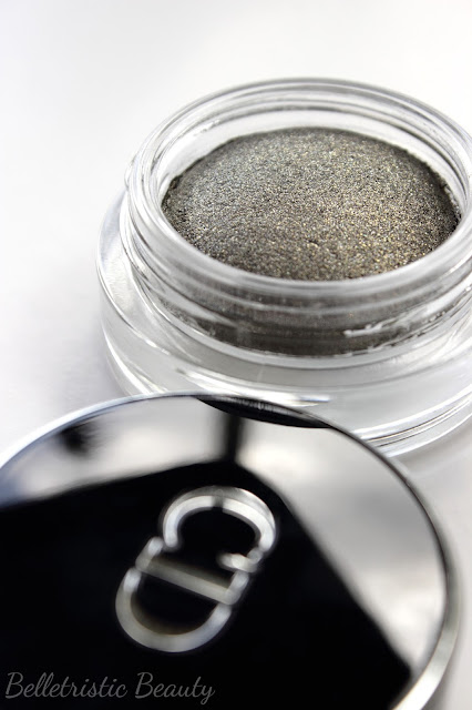 Dior Millenium Diorshow Fusion Mono Eyeshadow, Mystic Metallics, Fall 2013 in outdoor lighting Dior Millenium 381 Diorshow Fusion Mono Eyeshadow, Mystic Metallics, Fall 2013 in outdoor lighting