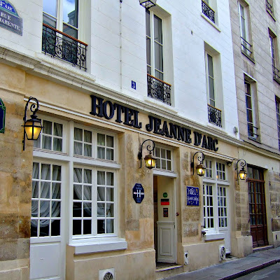 @Hotel Jeanne D'Arc Parigi