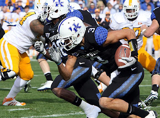 kentucky, football, wildcats, tennessee, win, break streak, volunteers