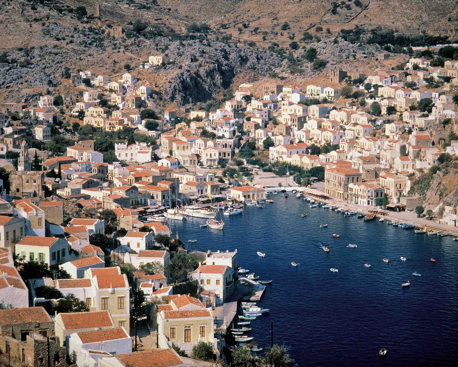 Türk turistlerin Yunan adalarında aradıkları