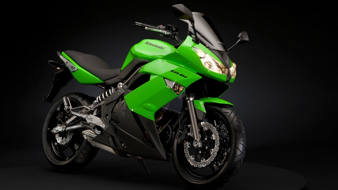 http://4.bp.blogspot.com/-WLYm_3IngeE/UFcXRnZ0uNI/AAAAAAAAB08/hHyW1KC6FbI/s1600/Motorcycles-HD-Wallpapers++(29).jpg