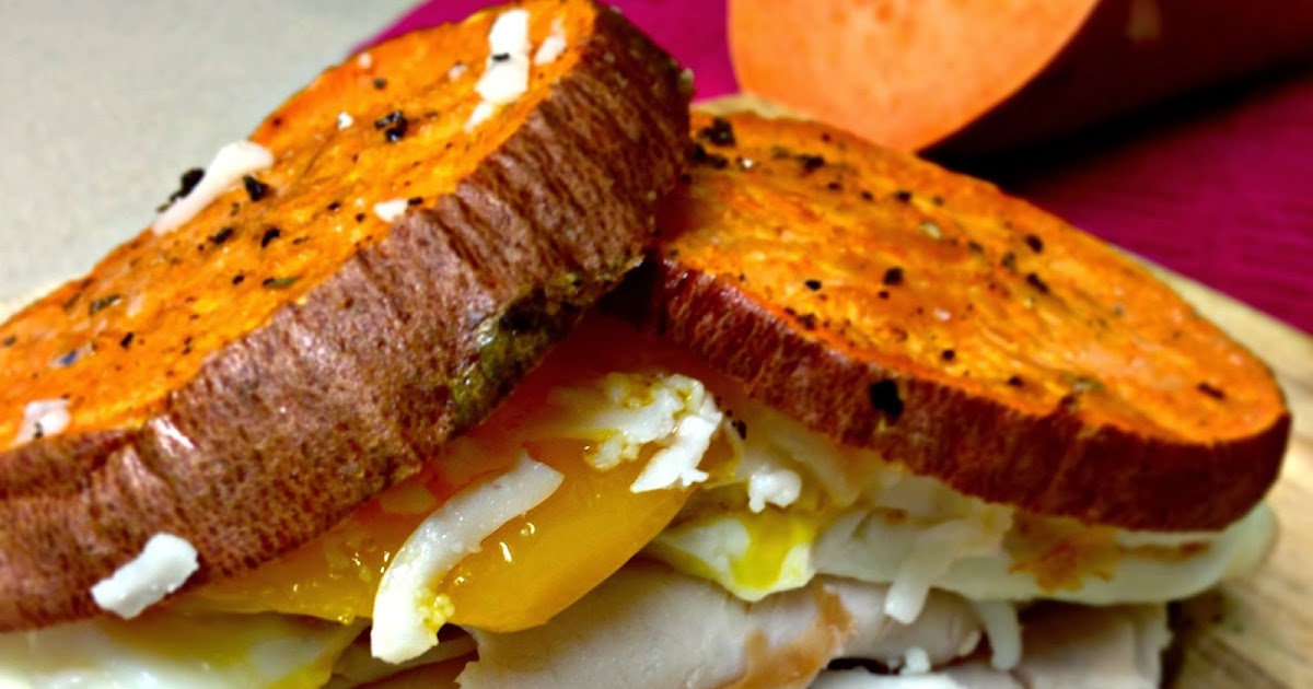 Turkey, Egg, and "Cheese" Healthy Breakfast Sandwich / Jillian Does Food