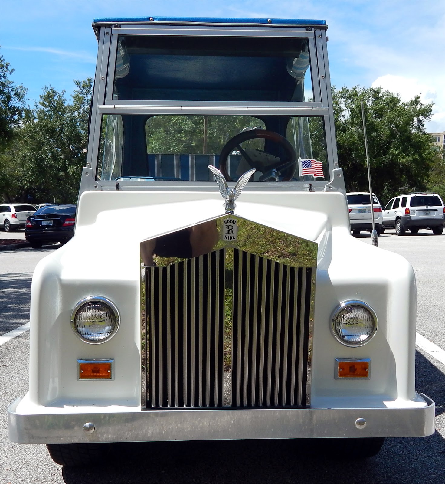 Rolls Royce 'Royal Ride' golf cart with chrome grille, Sun City Center, FL
