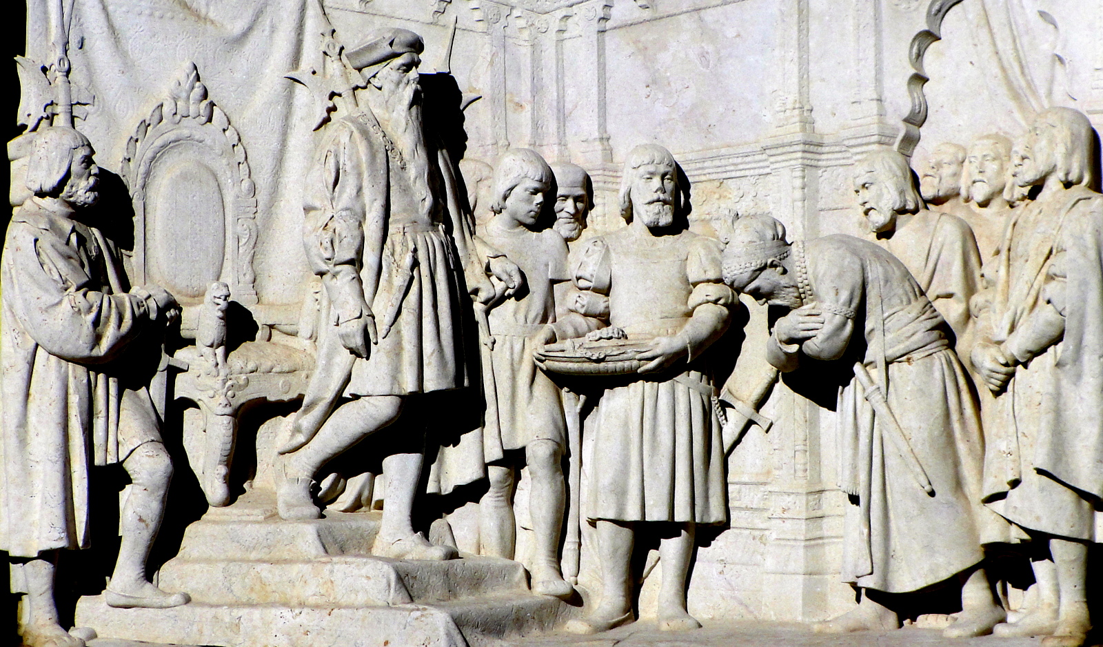 EXPRESSO DA LINHA AFONSO DE ALBUQUERQUE