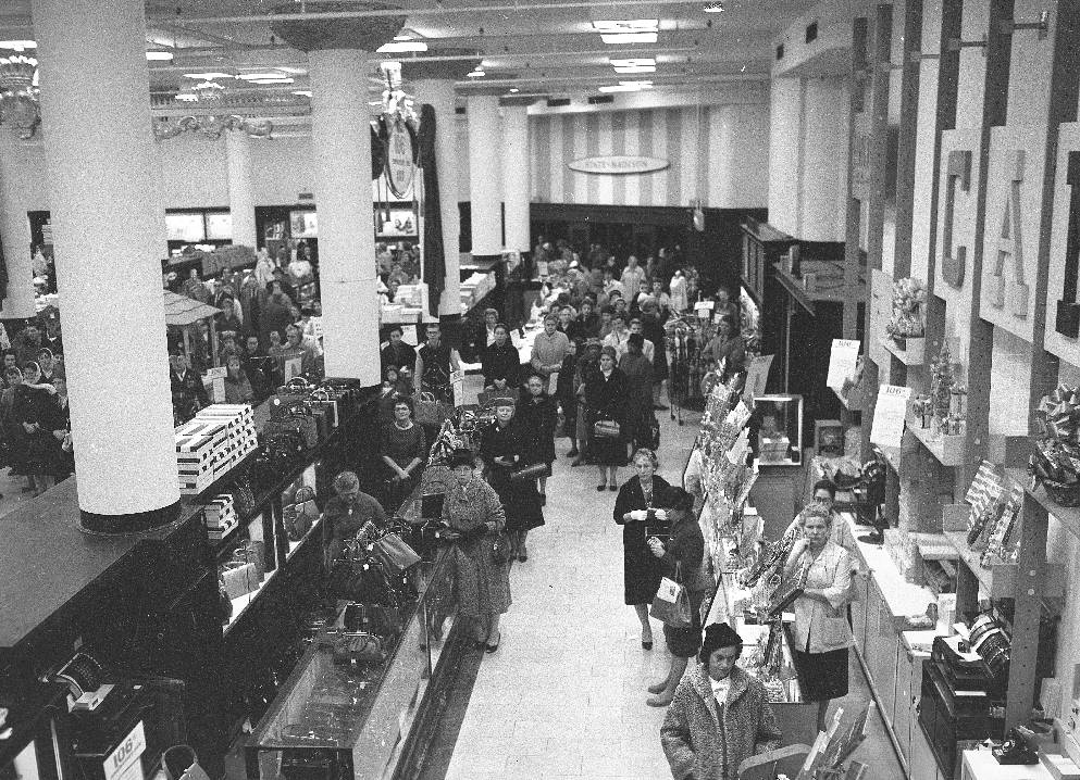 an essay on a crowded departmental store an essay on a crowded departmental store