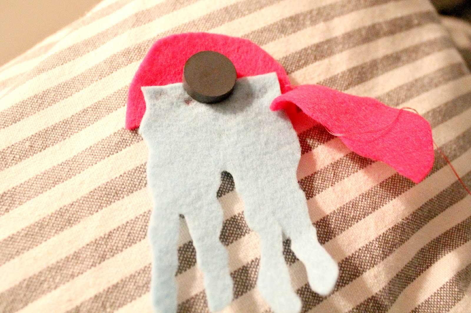 Ten June {DIY} Felt + Aquarium Board