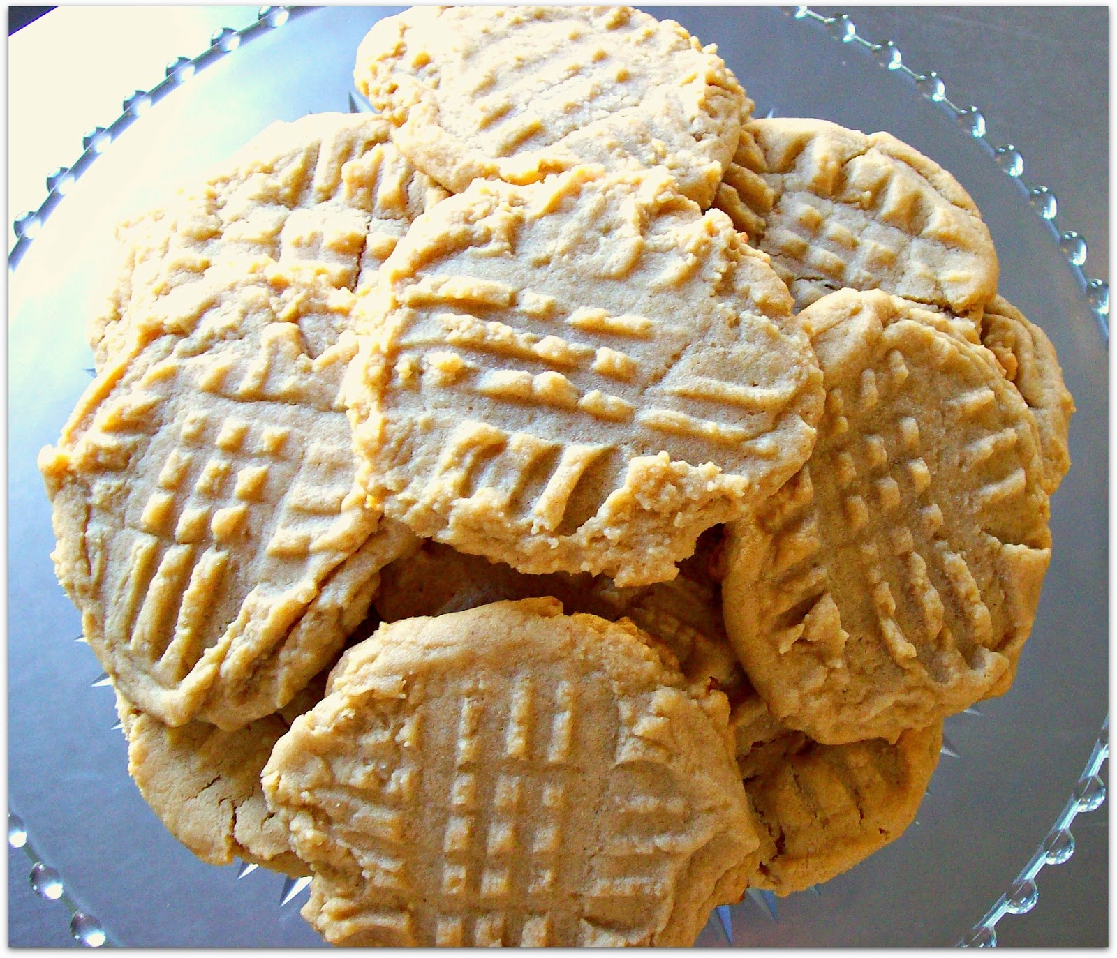 red or green? Peanut Butter & Ginger Cookies