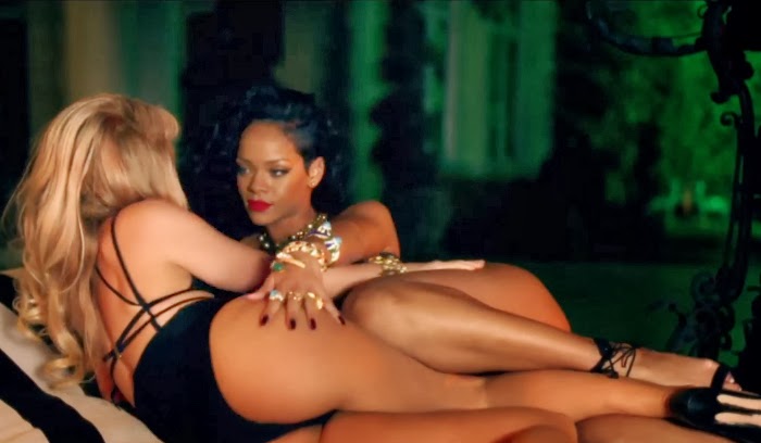 http://4.bp.blogspot.com/-WOP5pEXsJgQ/Uu0c_OnloUI/AAAAAAAAOr4/bxV2zeBf4GY/s1600/shakira+rihanna+can%27t+remember+to+forget+you+2.jpg
