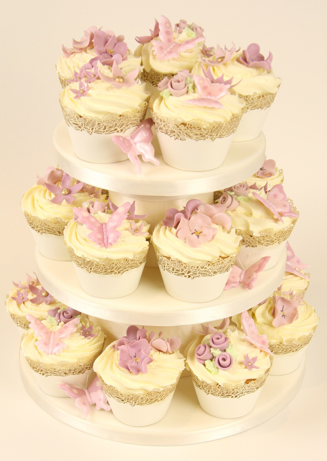 Life is What You Bake it! Win a display of up to 50 Cupcakes!