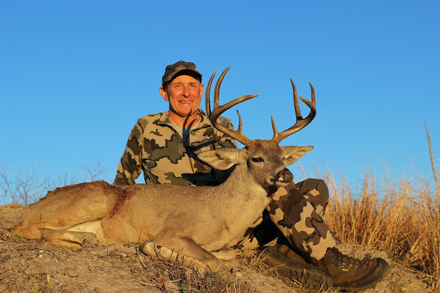 Hunting%2Bin%2BSonora%2BMexico%2Bfor%2Bcoues%2Bdeer%2Bwith%2BColburn%2Band%2BScott%2BOutfitters%2B15.JPG