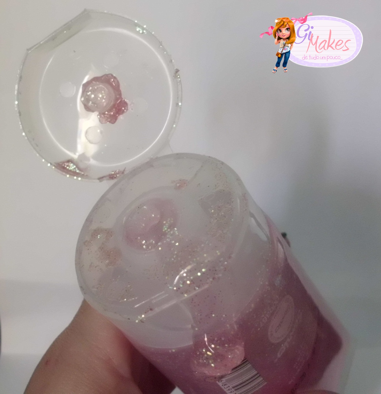 Gi Makes Gel Glitter Hello Kitty da Betulla Cosméticos