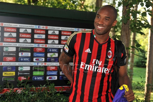 Kevin Prince Boateng Fan Club Kobe Bryant Visits Milanello