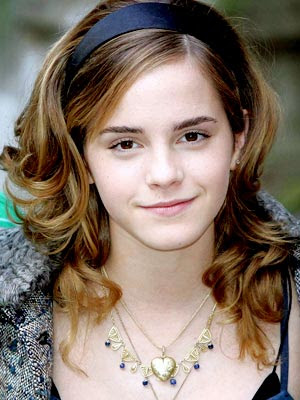 Emma Watson shoulder length hair