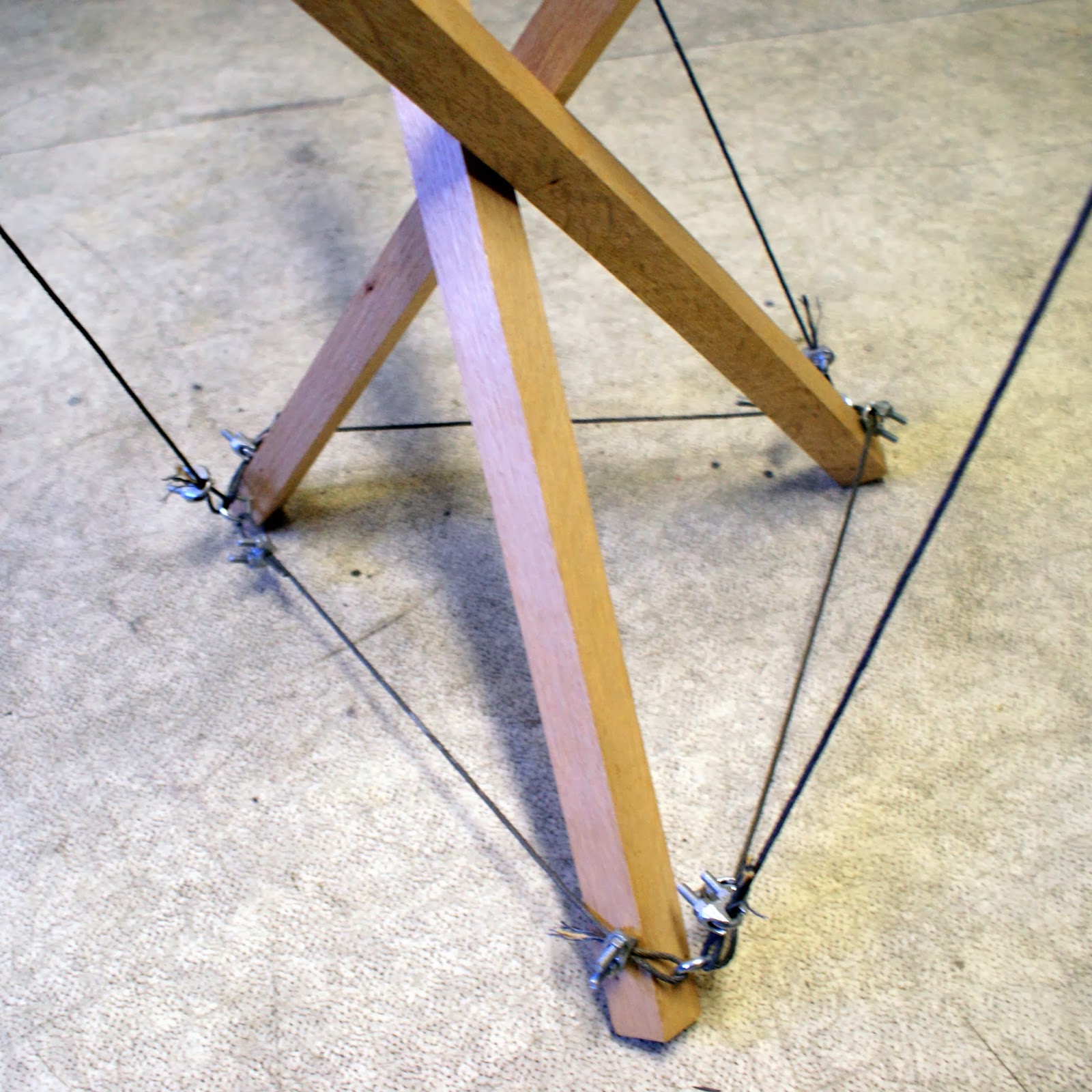 Adrián Švec Tensegrity stool