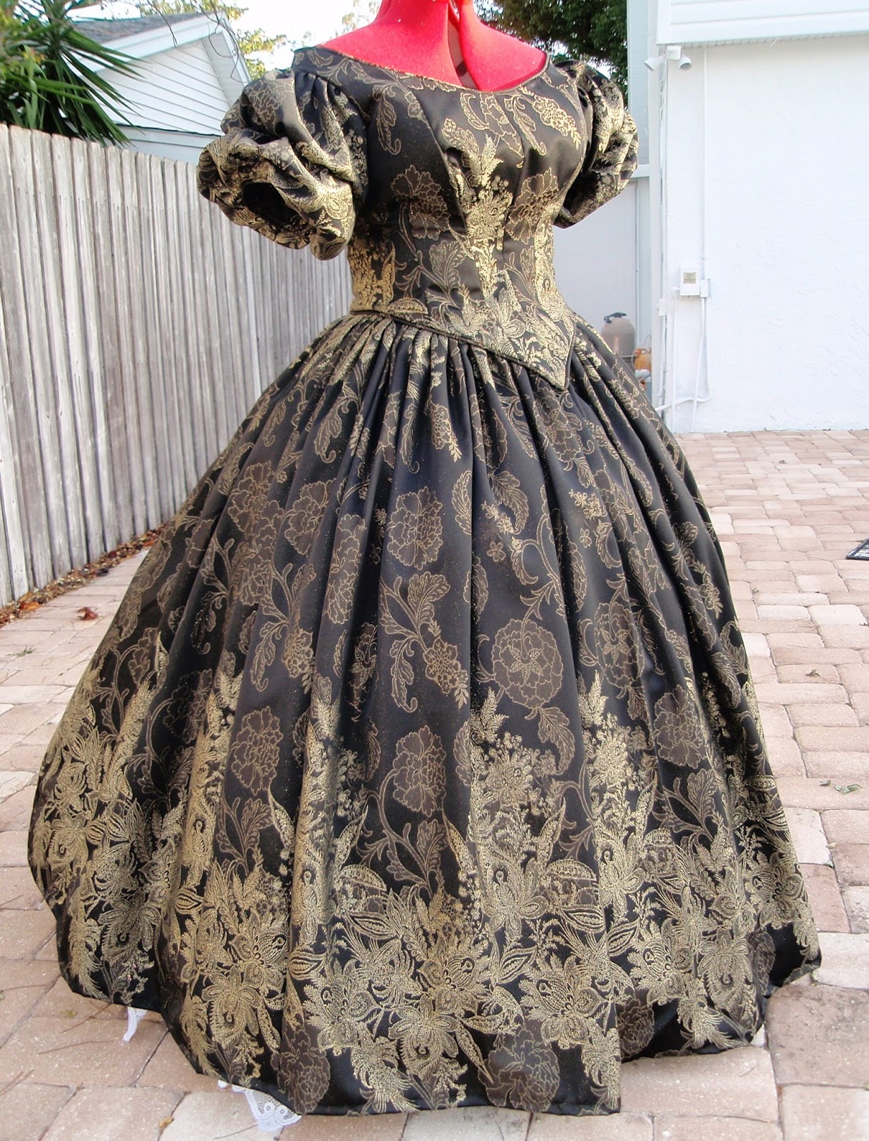 black ball gown skirt separate