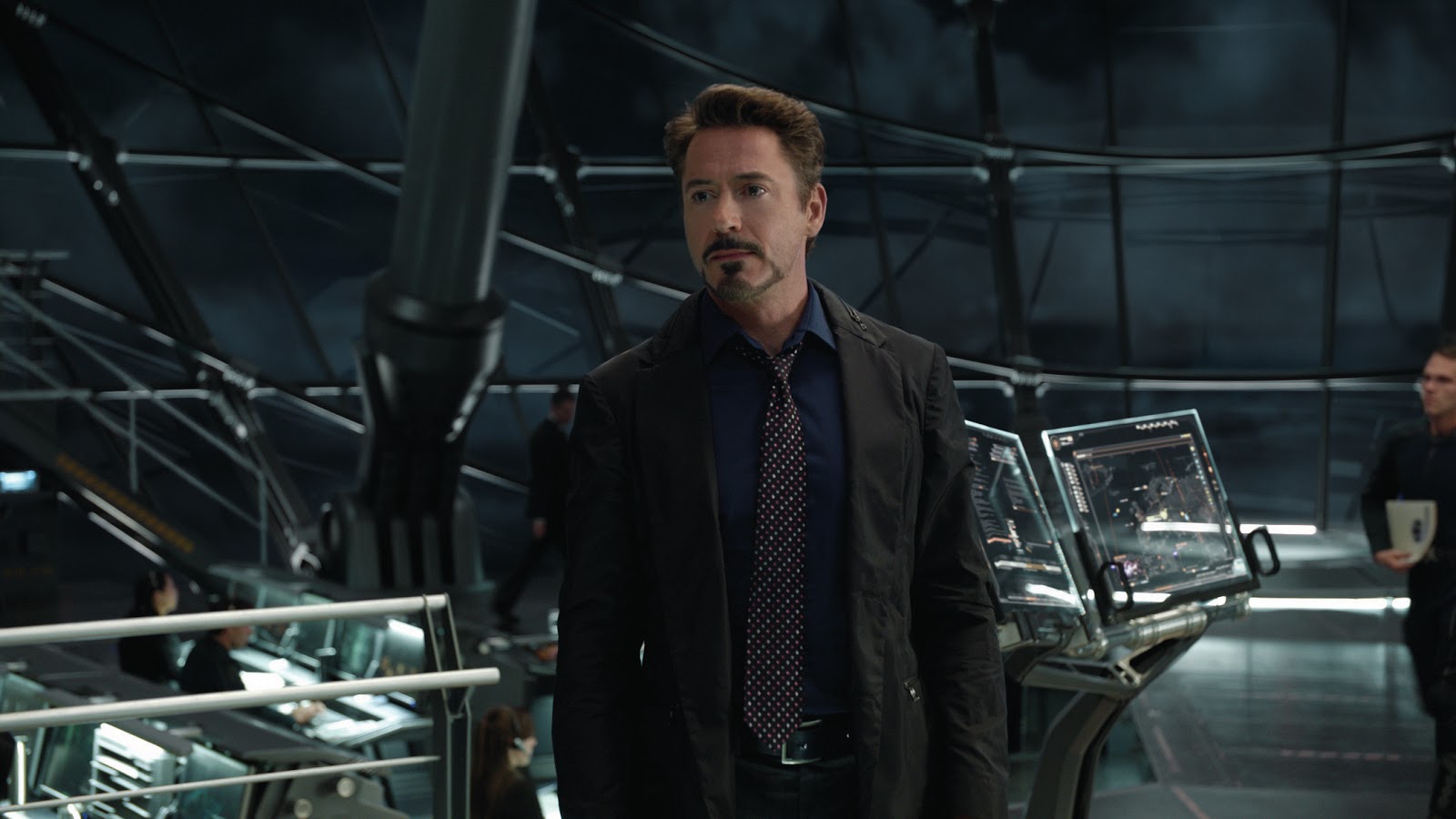 http://4.bp.blogspot.com/-WUdaIuWUkVs/T4yNoTTPW1I/AAAAAAAAAqg/ze0eTF4T3TA/s1600/avengers-robert-downey-jr.jpg