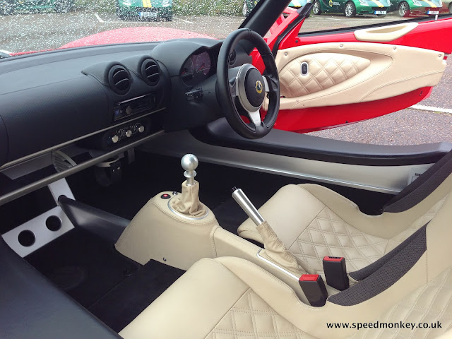 Lotus Exige S Roadster interior