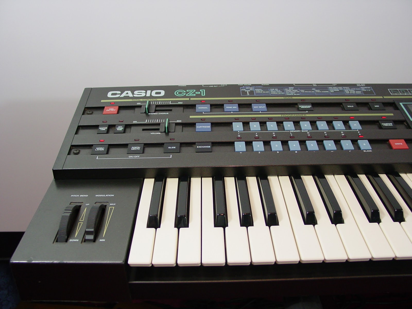 SolidStateCollective Casio Synthesizer Casio CZ1