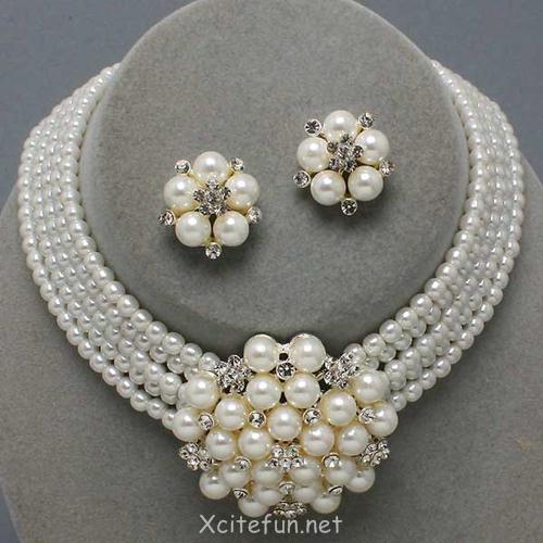 Pearl Jewelry Sets For Beautiful Lady