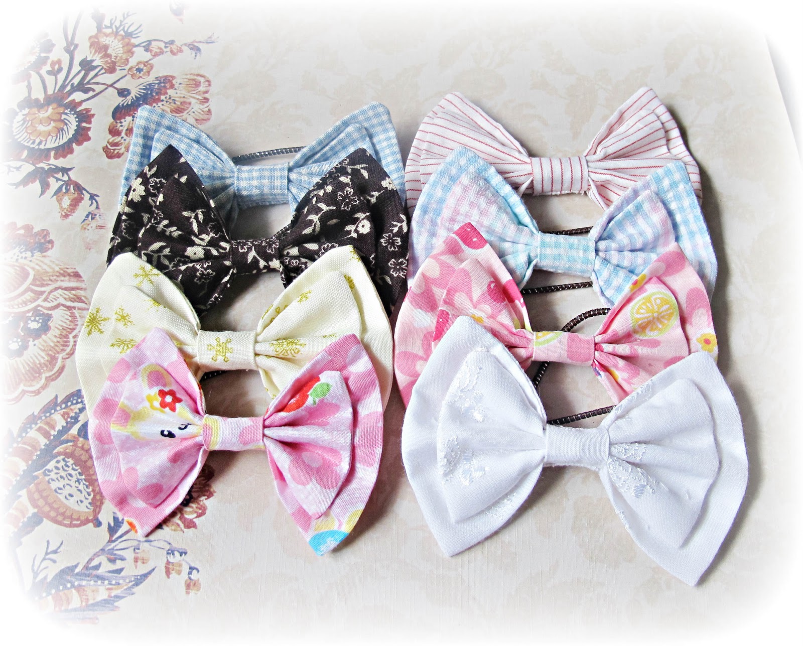 Two Cheeky Monkeys How to Sew a Fabric Bow