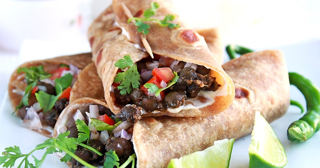 PaakaShaale Curried chick pea wraps