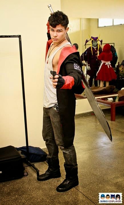 cosplay-devil-may-cry cosplay-devil-may-cry