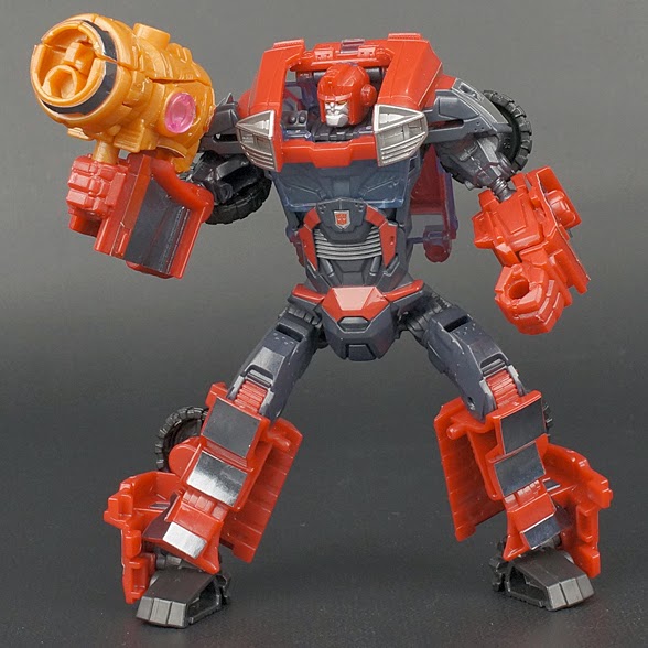 TAKARA TOMY TRANSFORMERS PRIME ARMS MICRON AM-20 IRONHIDE ACTION FIGURE NEW TOY