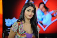 Shriya Saran New Movie Personal Interview Stills [cinebrain.blogspot]