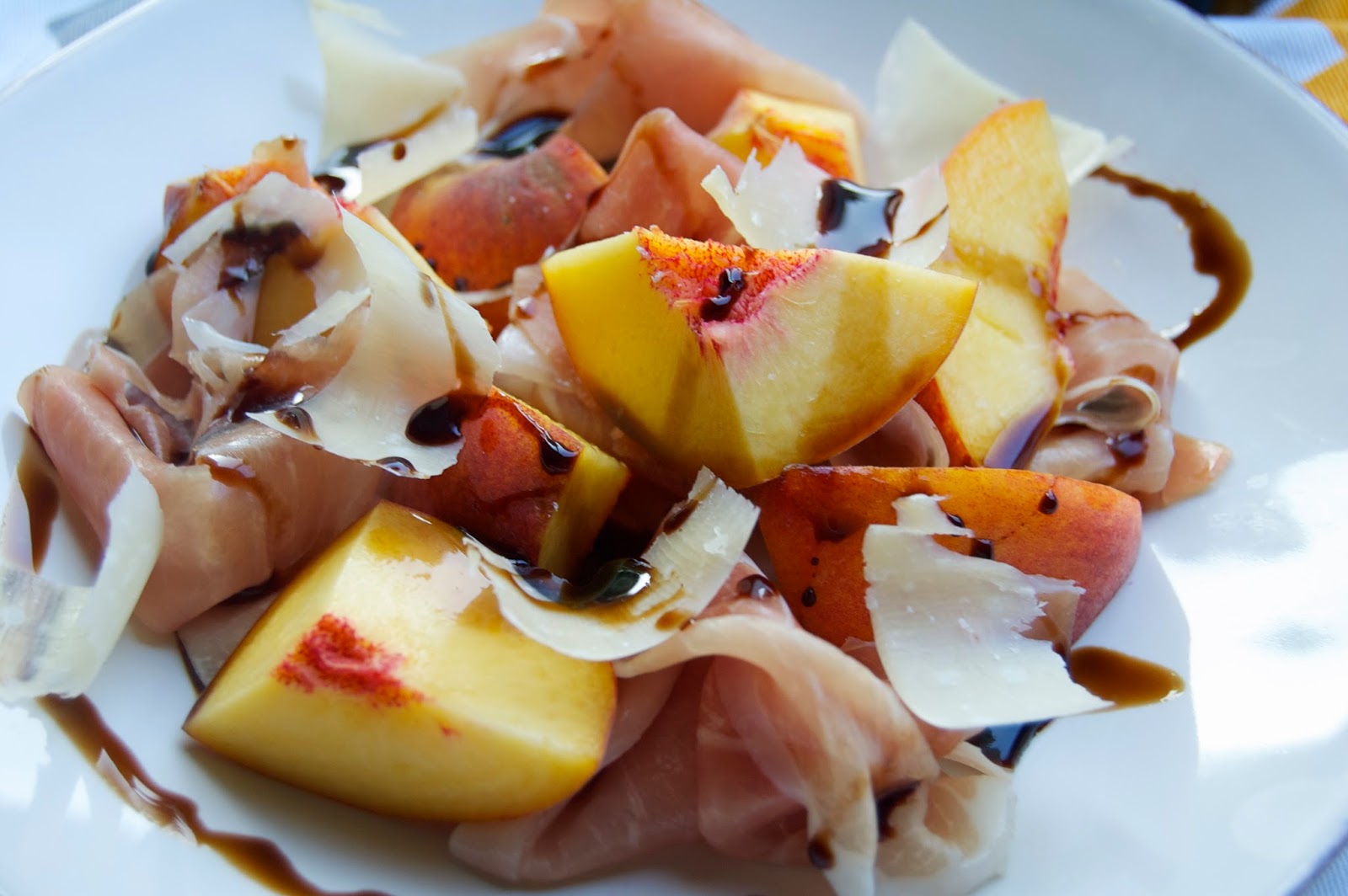 Peaches and Prosciutto with Balsamic Vinegar