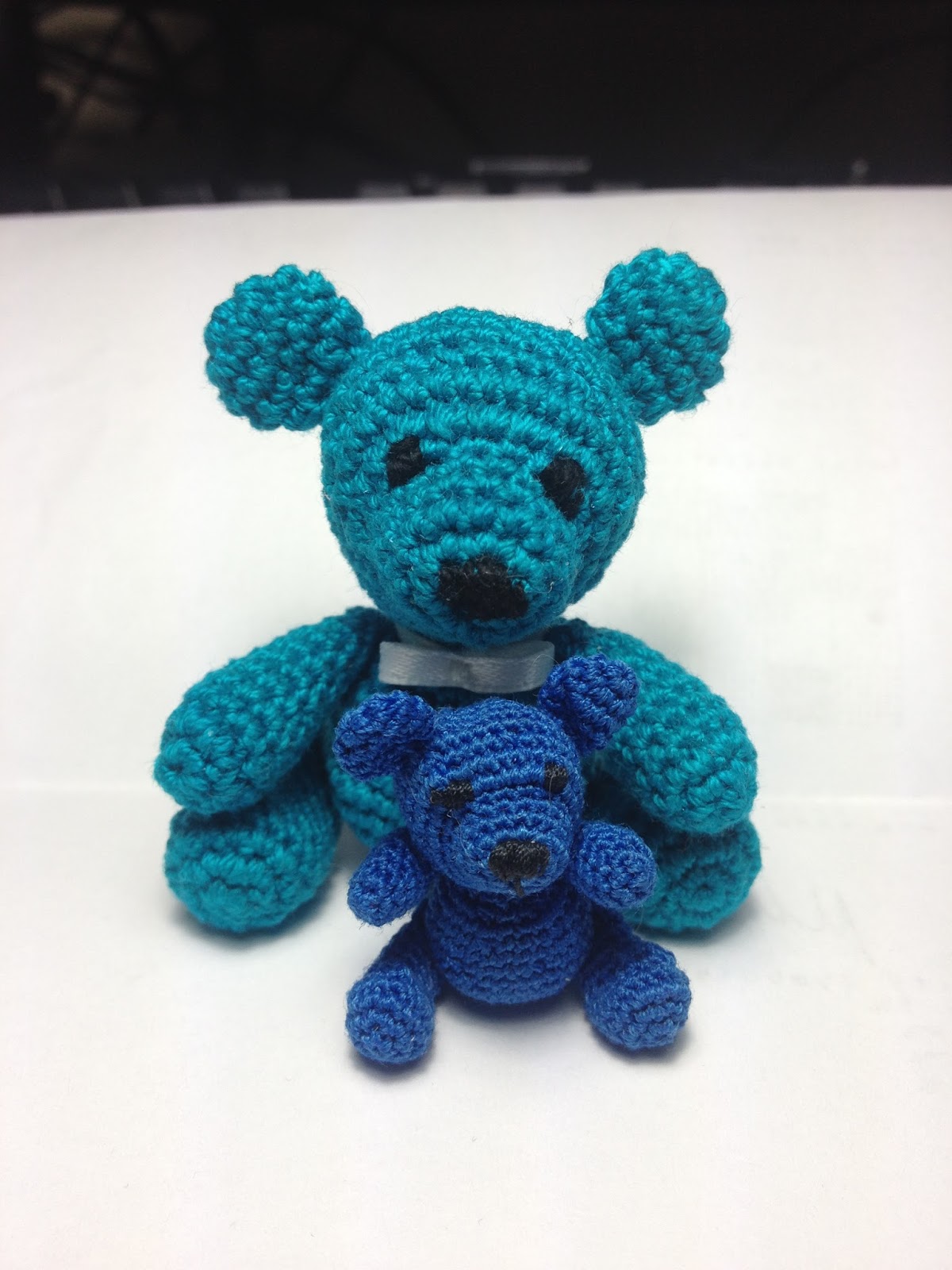 The Unknown Orchard Little Thread Bears