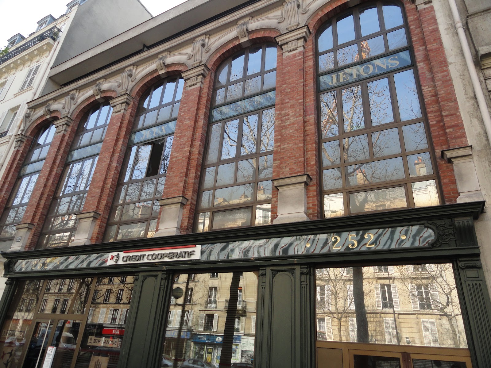 Des usines à Paris Les billards du boulevard Voltaire