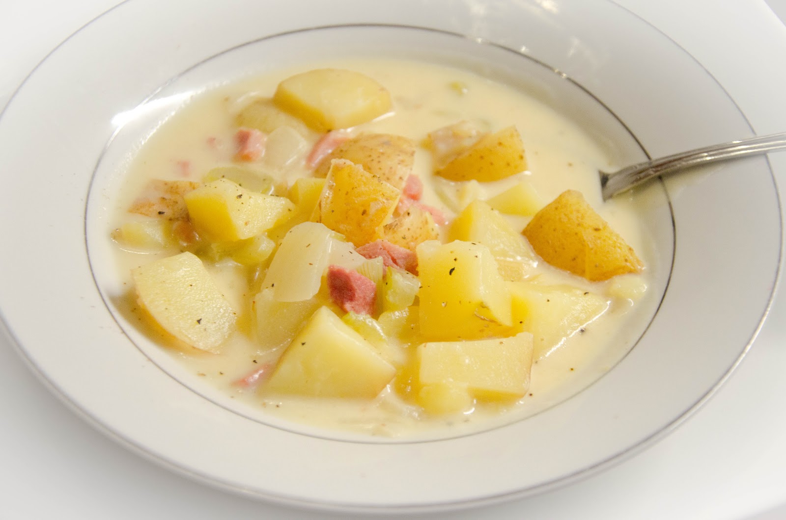 Fabulous Foods!: Creamy Potato Soup (with ham)