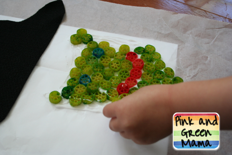 Pink and Green Mama * Kid Friendly Halloween Craft Noodle Witch