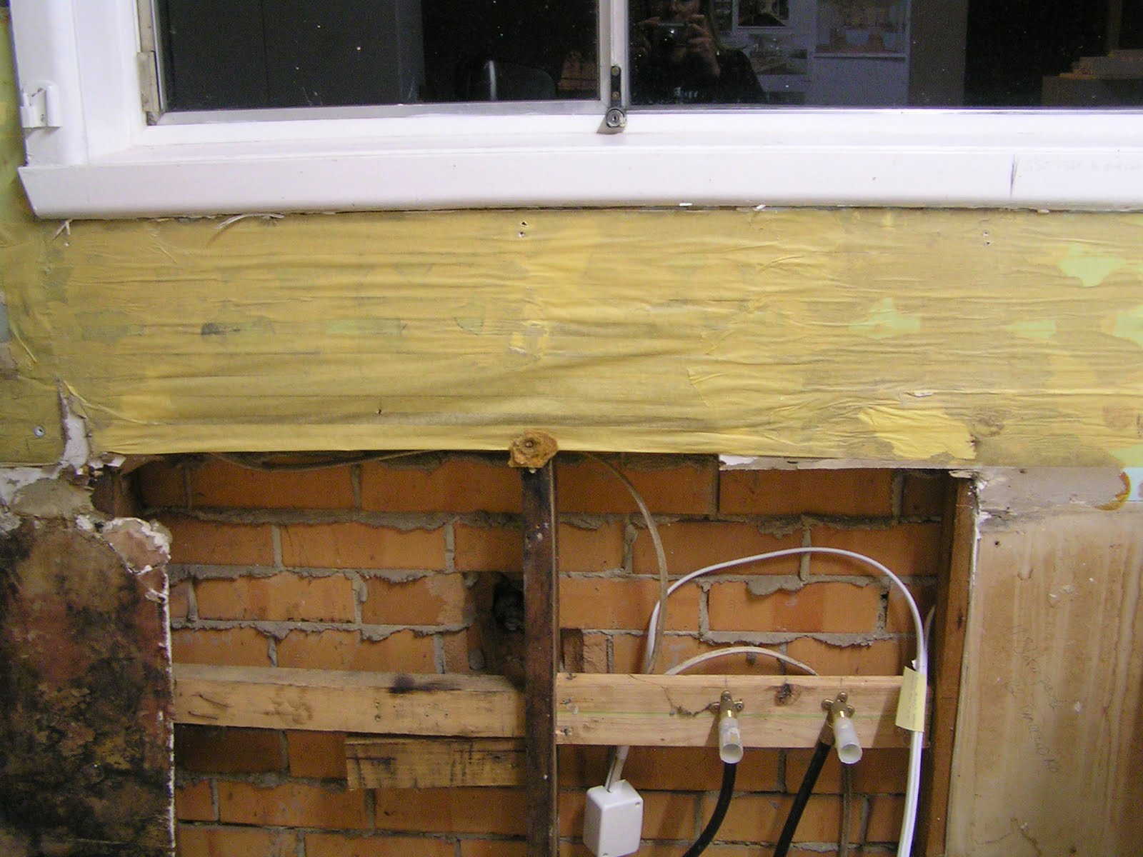 Charlotte Orr Wiring, Plasterboard and Benchtops