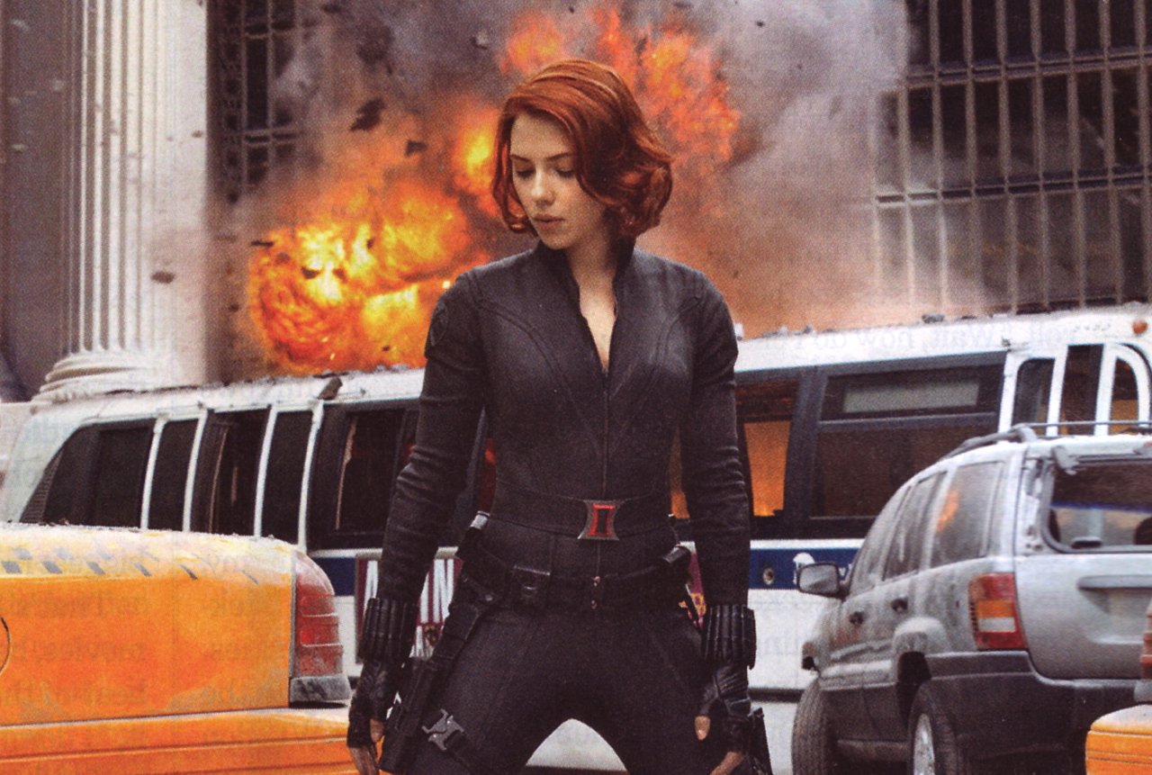 http://4.bp.blogspot.com/-WewxB7AWXjg/ToT_fCcpL4I/AAAAAAAAUxw/whxTqXjrRPs/s1600/the-avengers_scarlett-johansson_black-widow.jpg