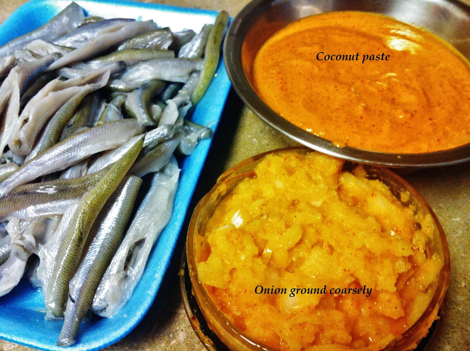 Susi's Wok Nethili (Anchovies) Fish kulambu