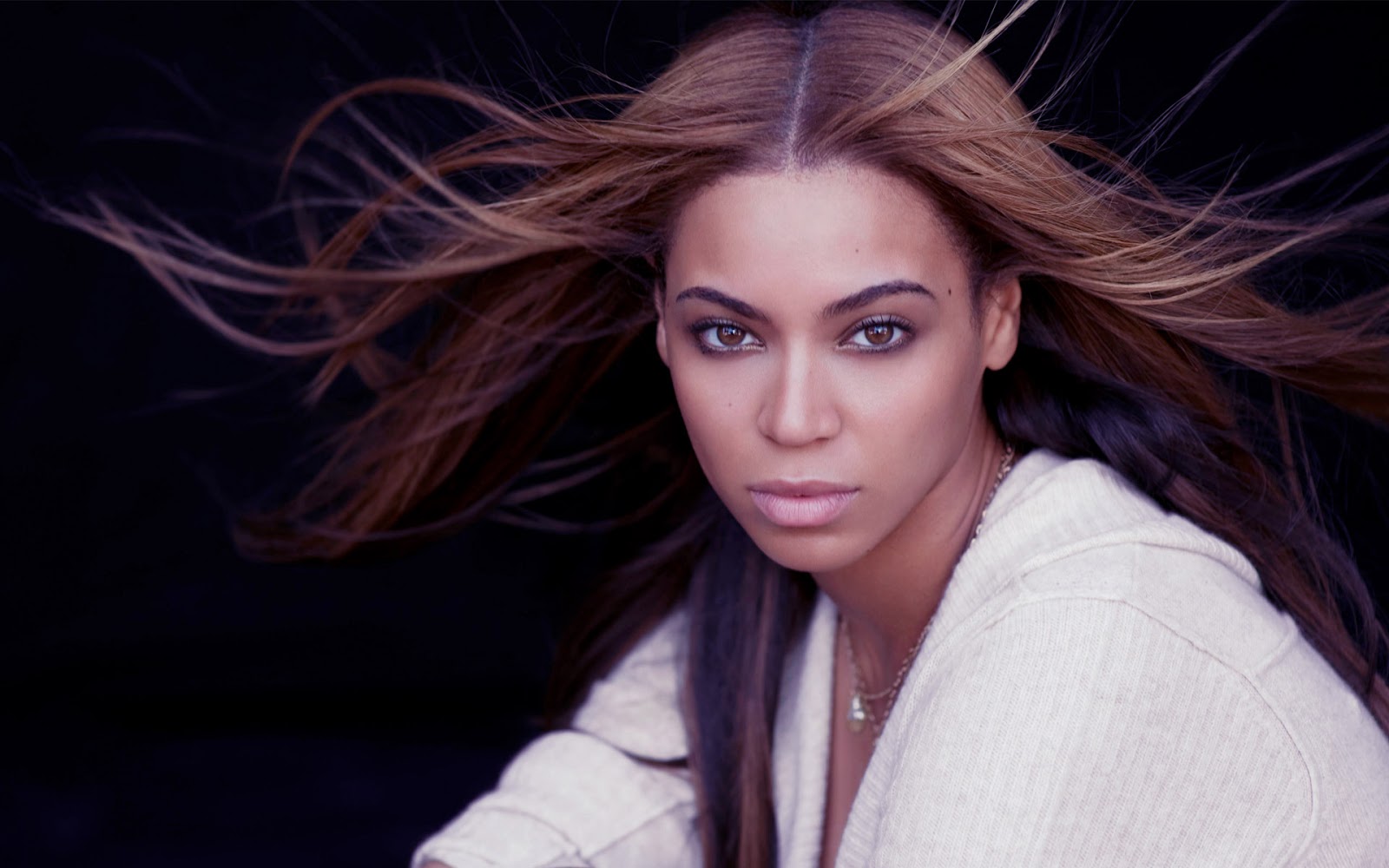 Celebrities World: Beyonce Hot HD Wallpapers