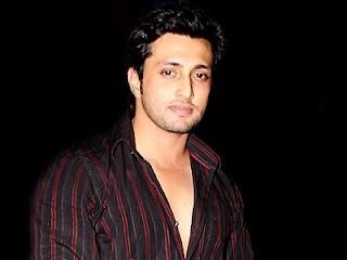 Profil Biodata Yash Pandit Profil Biodata Yash Pandit