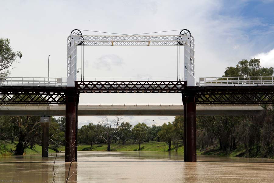 Photo of the Week Lift Bridge (Bourke, Australia) Travel Wonders